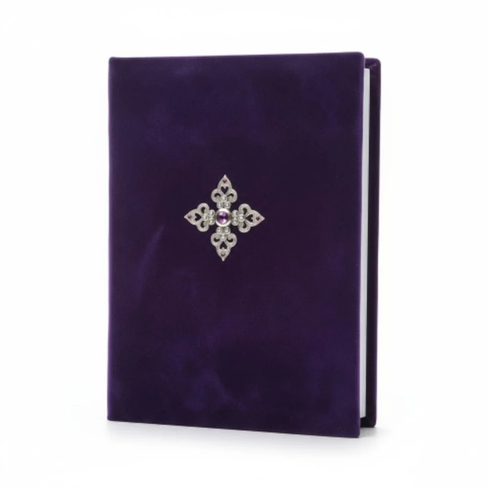 NWOT Beautiful 8x6 Lined Purple Crushed Velvet Silver Cross Journal!
